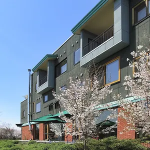 https://tokachigawa-onsen-sanyoan.hokkaidohotelsjapan.com